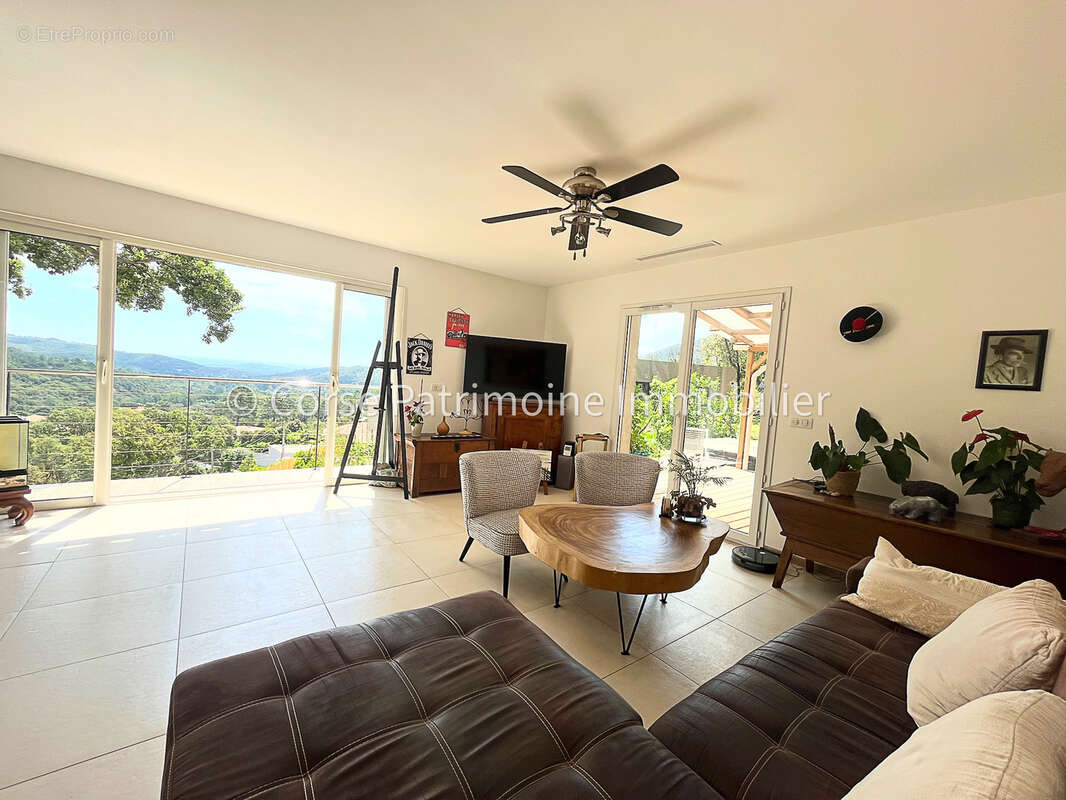 Maison à PORTO-VECCHIO