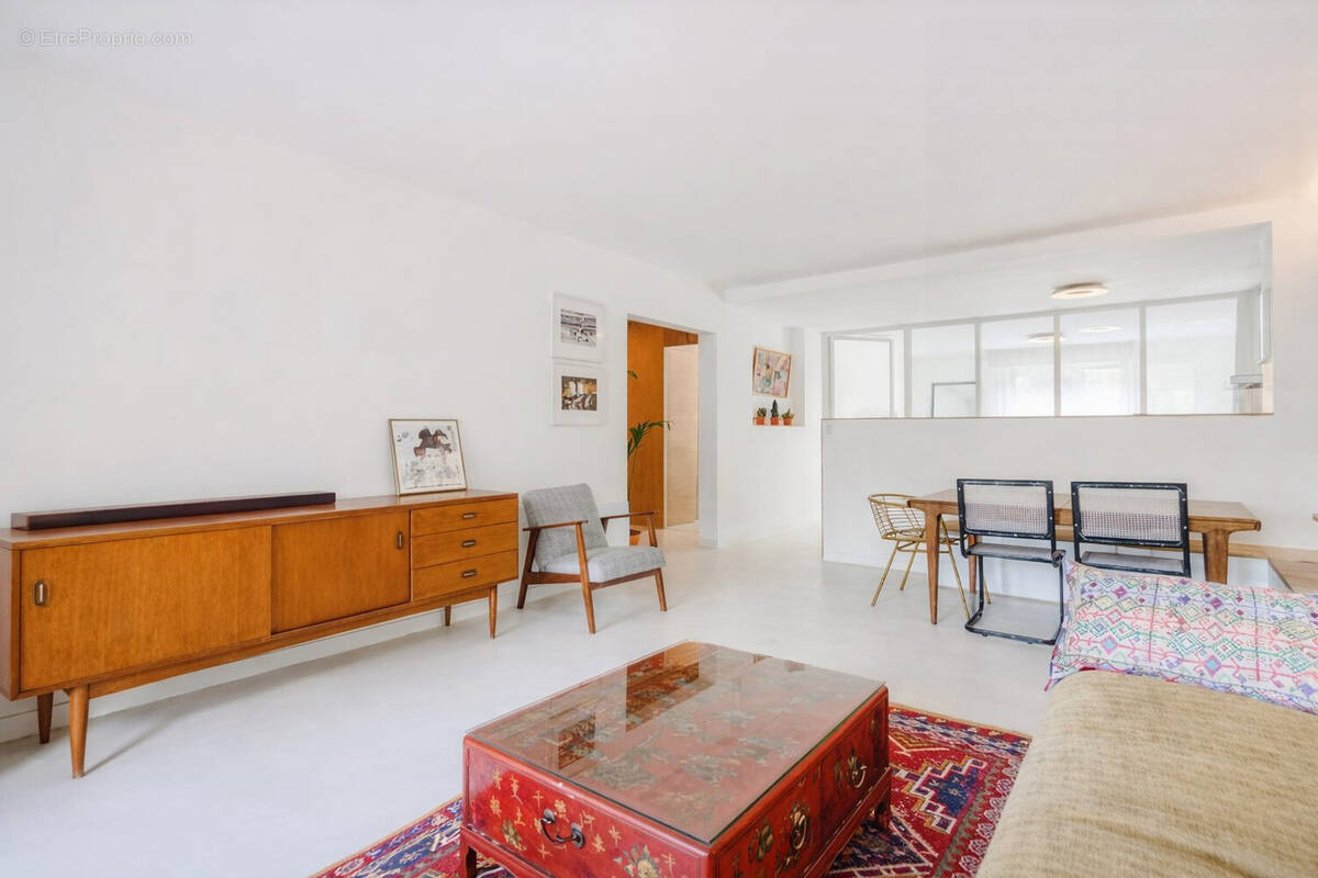 Appartement à PARIS-19E