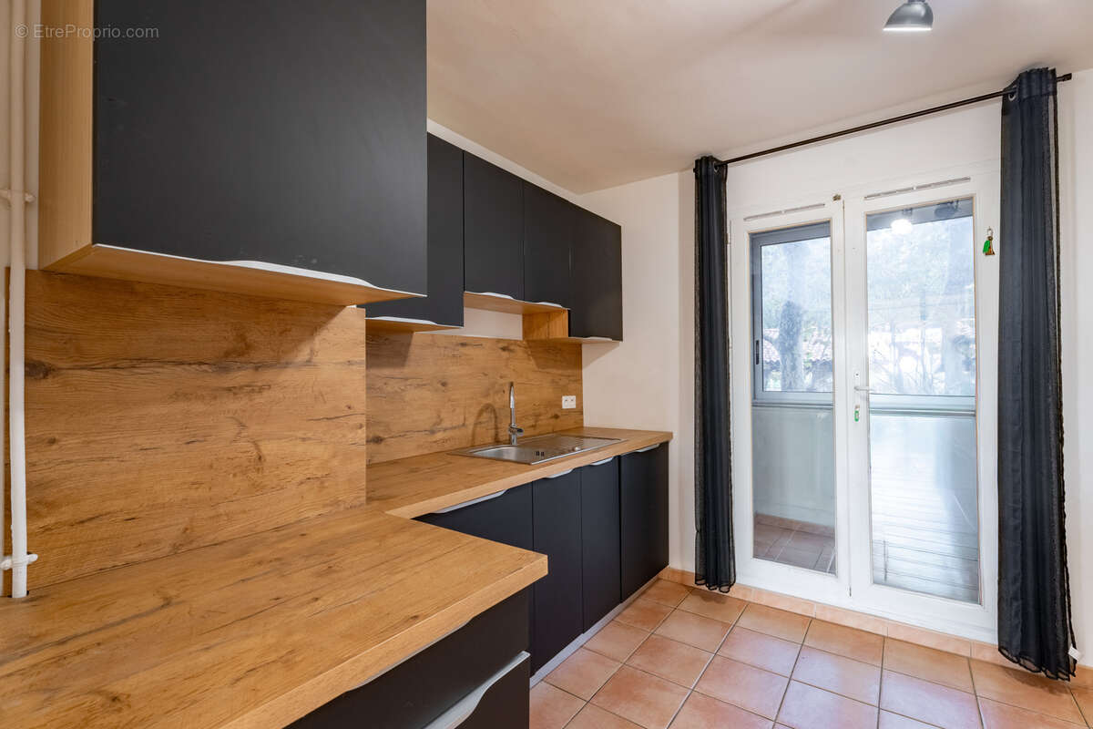Appartement à MARSEILLE-15E
