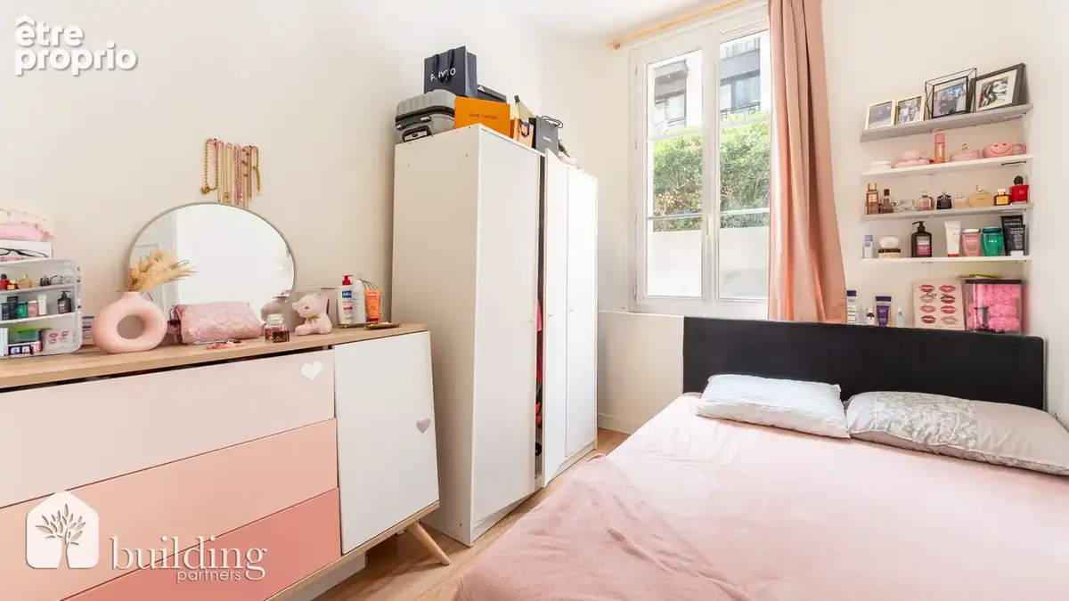 Levallois-Perret Louise Michel - Appartement 3 pièces 46 m² - photo 3