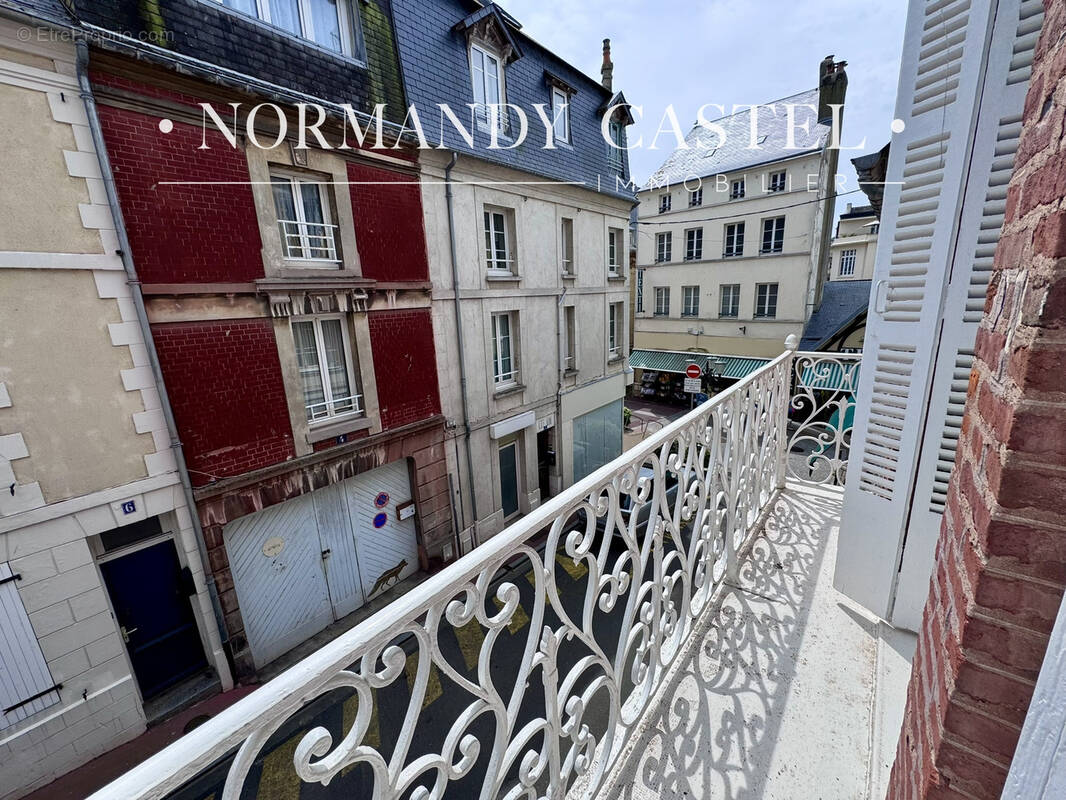 Appartement à TROUVILLE-SUR-MER
