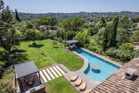 Maison 221 m² à Valbonne  - photo 3
