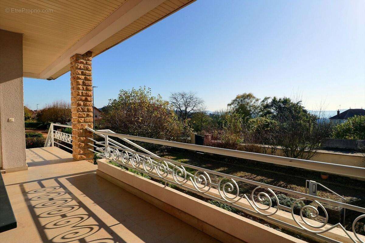 Maison à DOMPIERRE-LES-ORMES