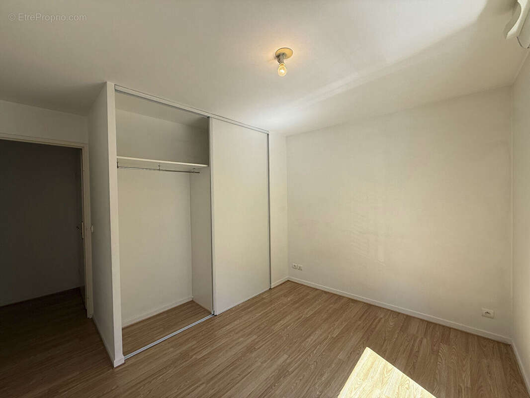 Appartement 3 pieces 61.89 m² + balcon + parking s/sol - photo 7