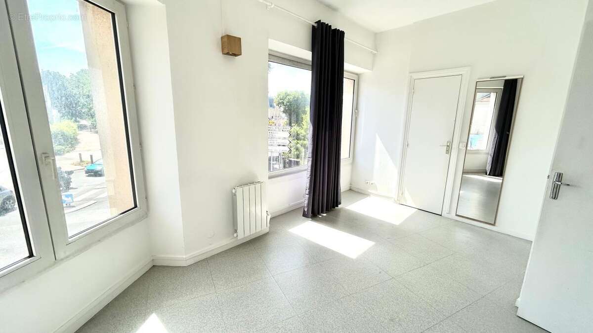 Appartement À Vendre - photo 6