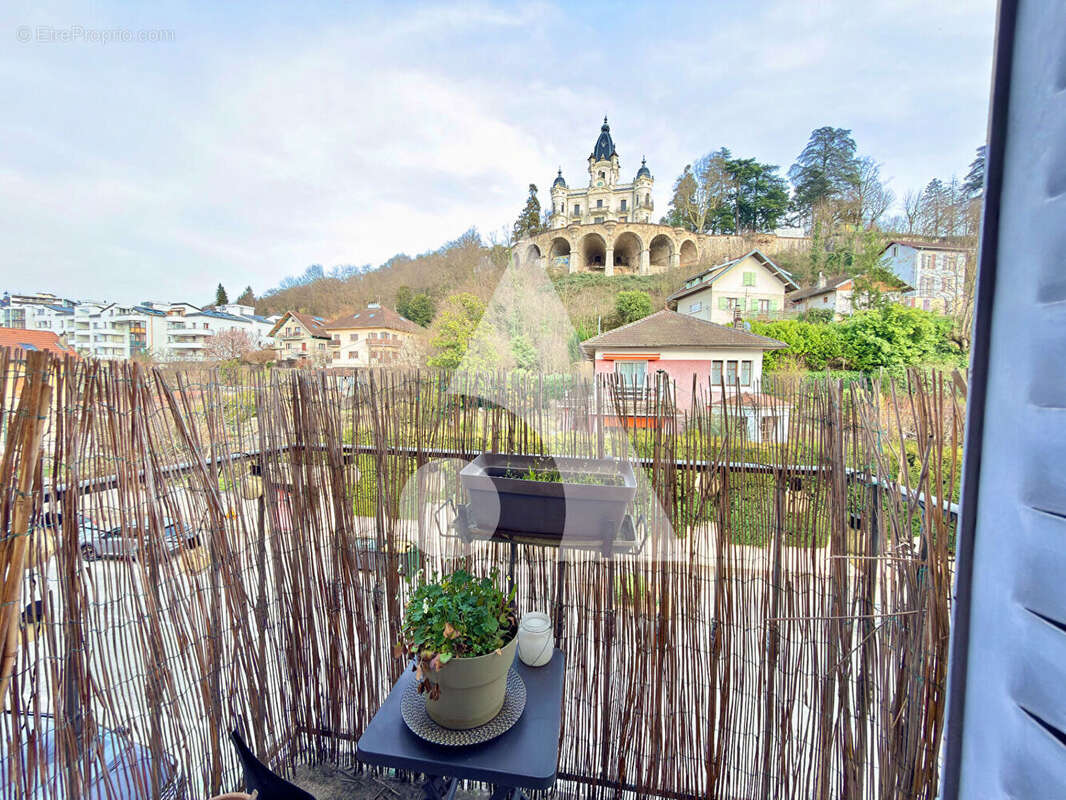 Appartement à AIX-LES-BAINS