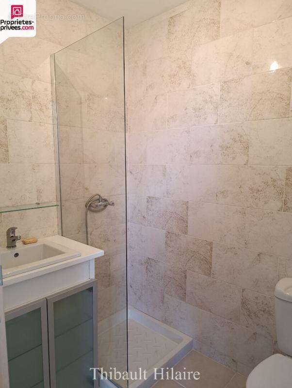 Appartement à MARSEILLE-6E