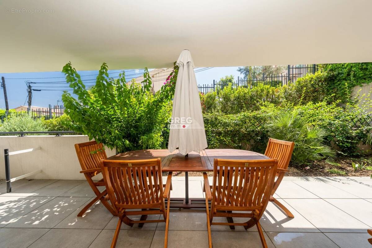 Appartement 3 pièces à Villeneuve-Loubet plage au début du q - photo 2
