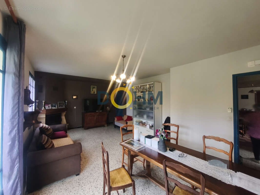 Maison à BRANOUX-LES-TAILLADES