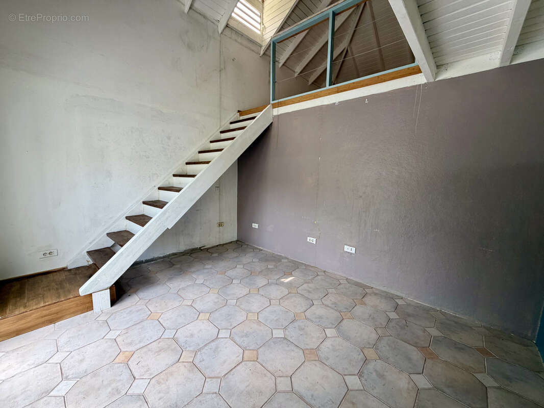 Villa T3 - 95,54 m2 - Cul-de-Sac - photo 8