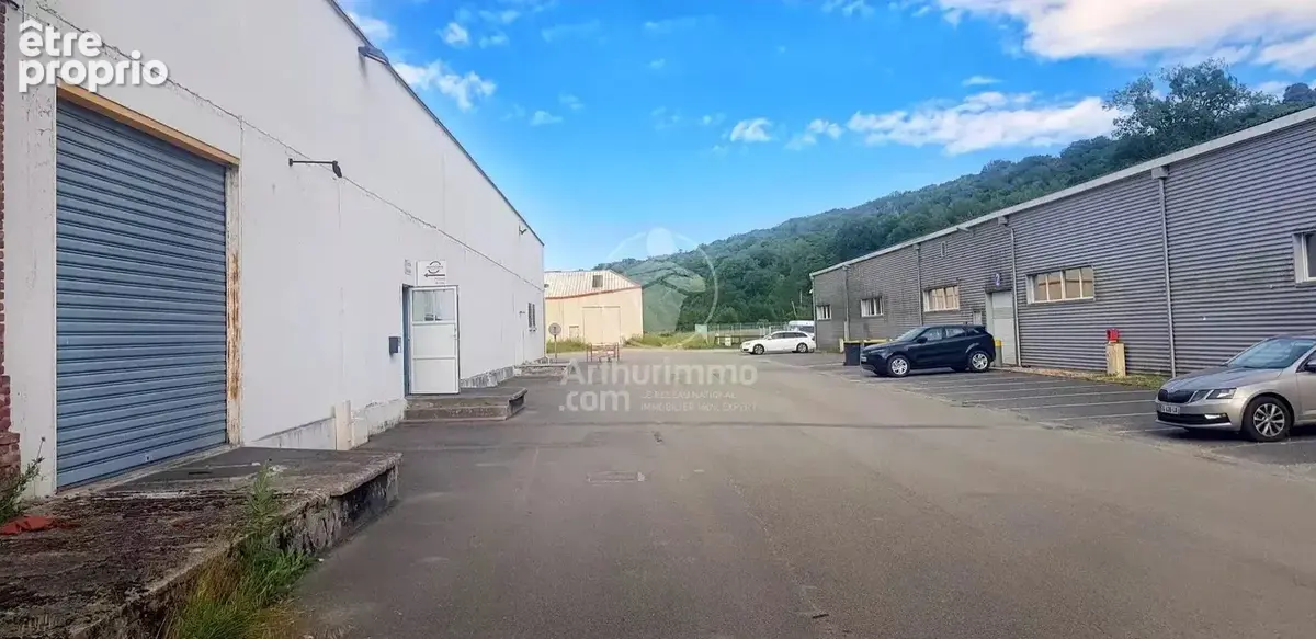 Photo Commerce à Montville au prix de 243 800€