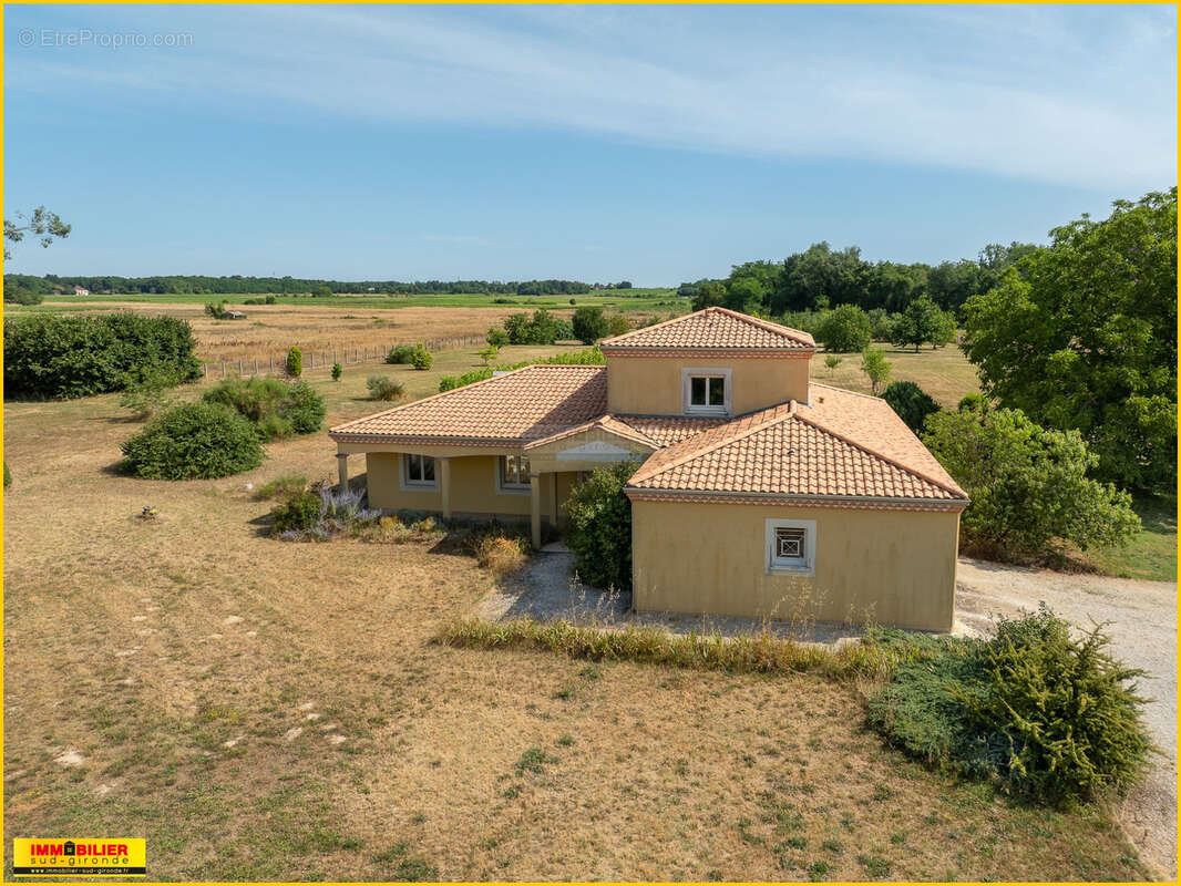 Maison à LANDIRAS