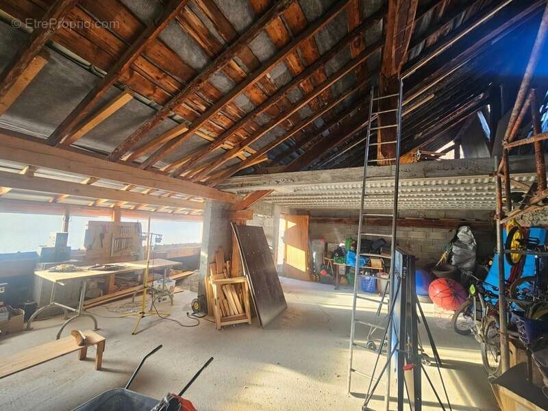 Maison à CHATEAUROUX-LES-ALPES