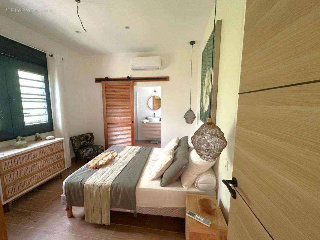 Maison à SAINTE-ANNE