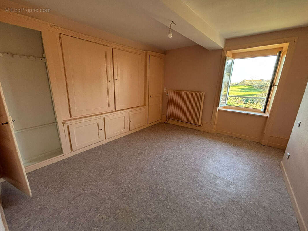 Appartement à VILLEMONTAIS