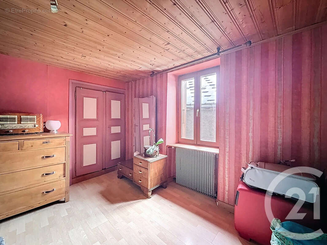 Appartement à TANINGES
