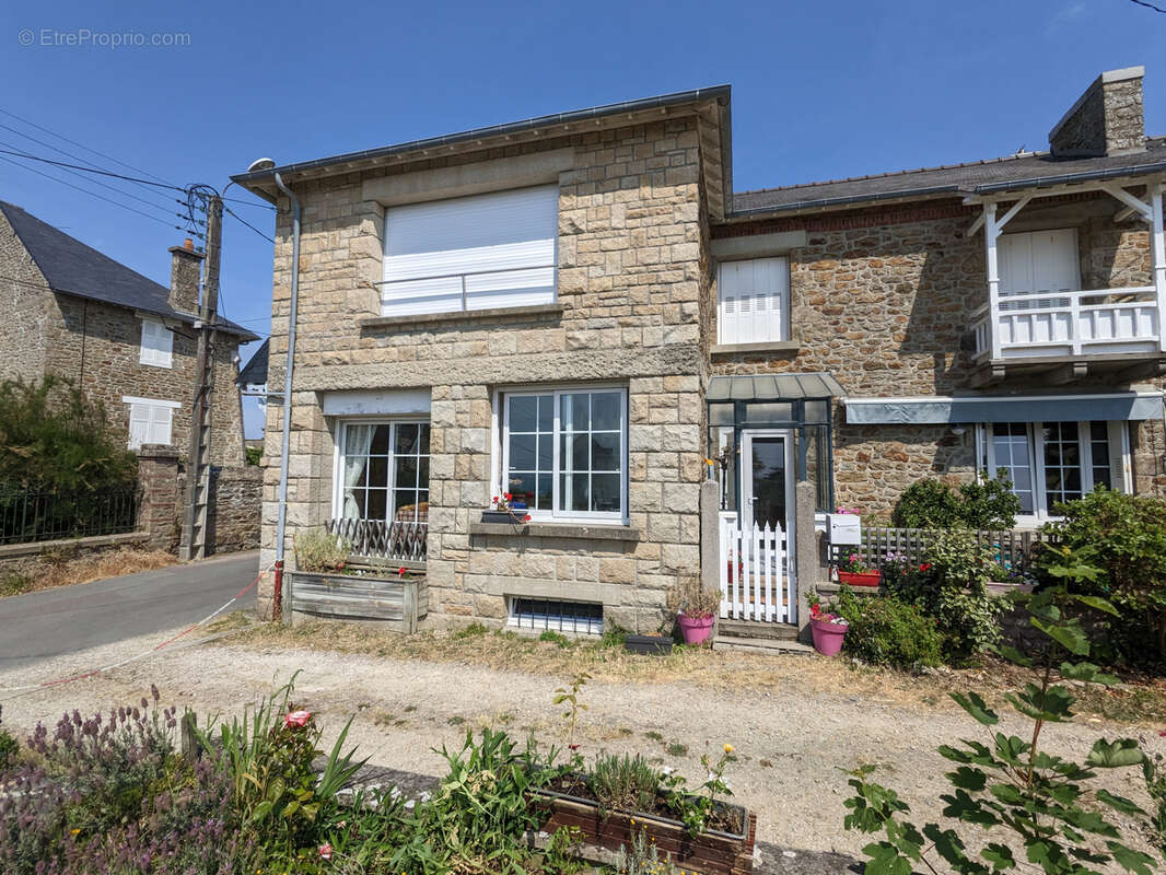 Appartement à LANCIEUX