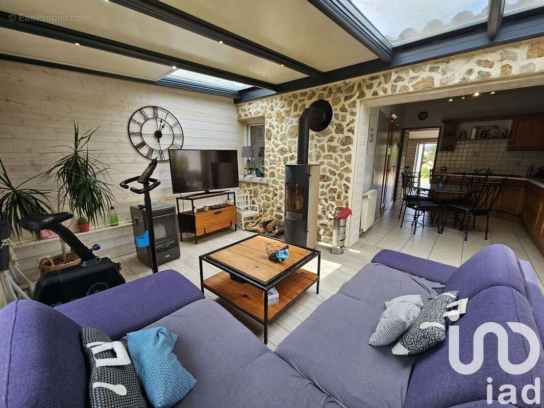 Photo 9 - Maison à ROCHESERVIERE