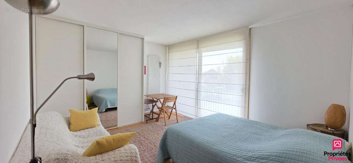 LE BOUSCAT - Maison familiale 4 chambres avec jardin, piscine chauffée et garage - photo 7