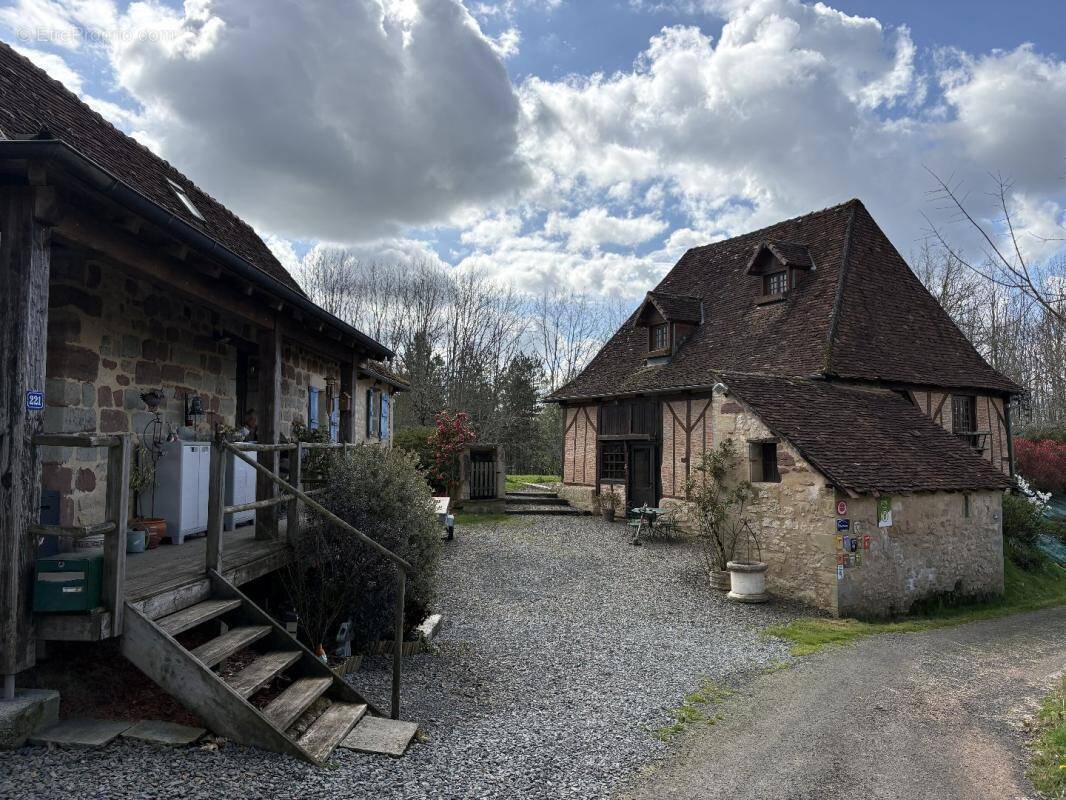 Maison à SEGONZAC