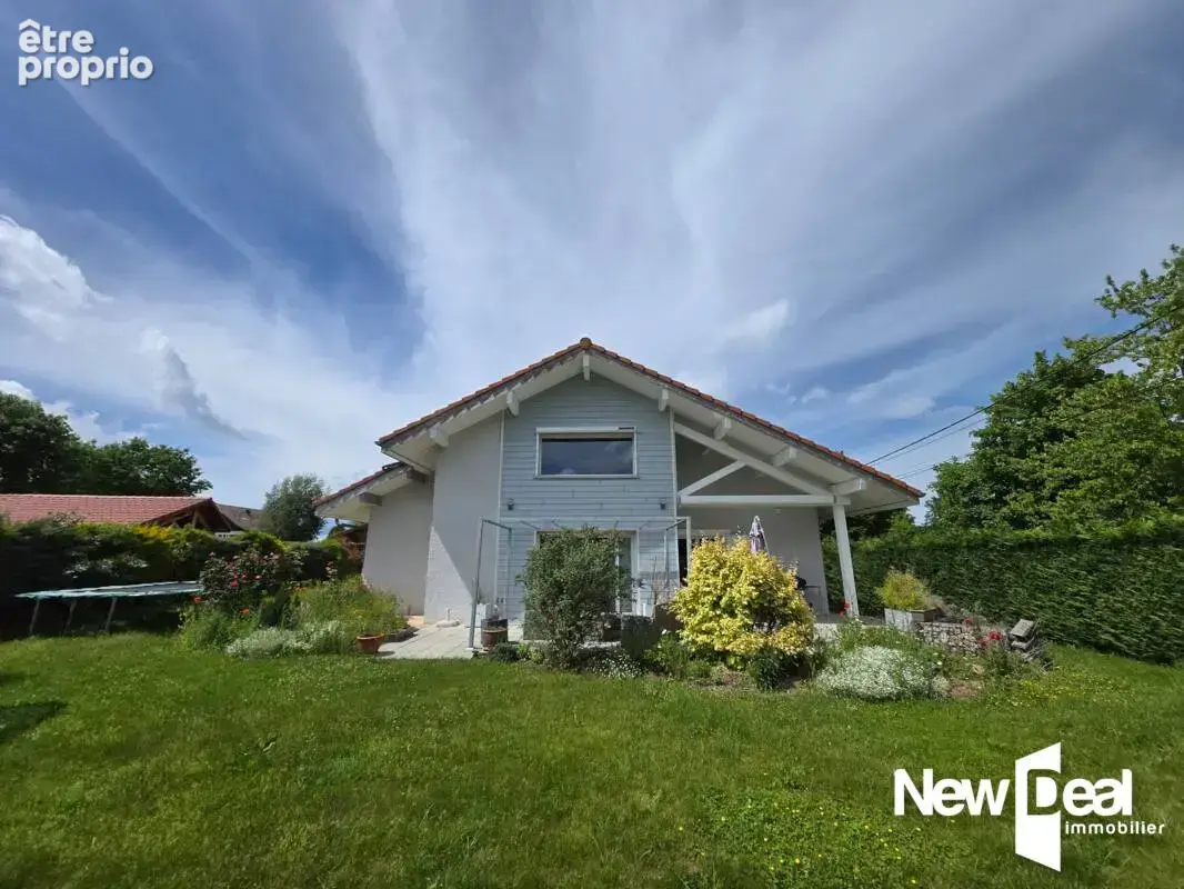 Maison familiale / 200 m² / Vinzier - photo 1