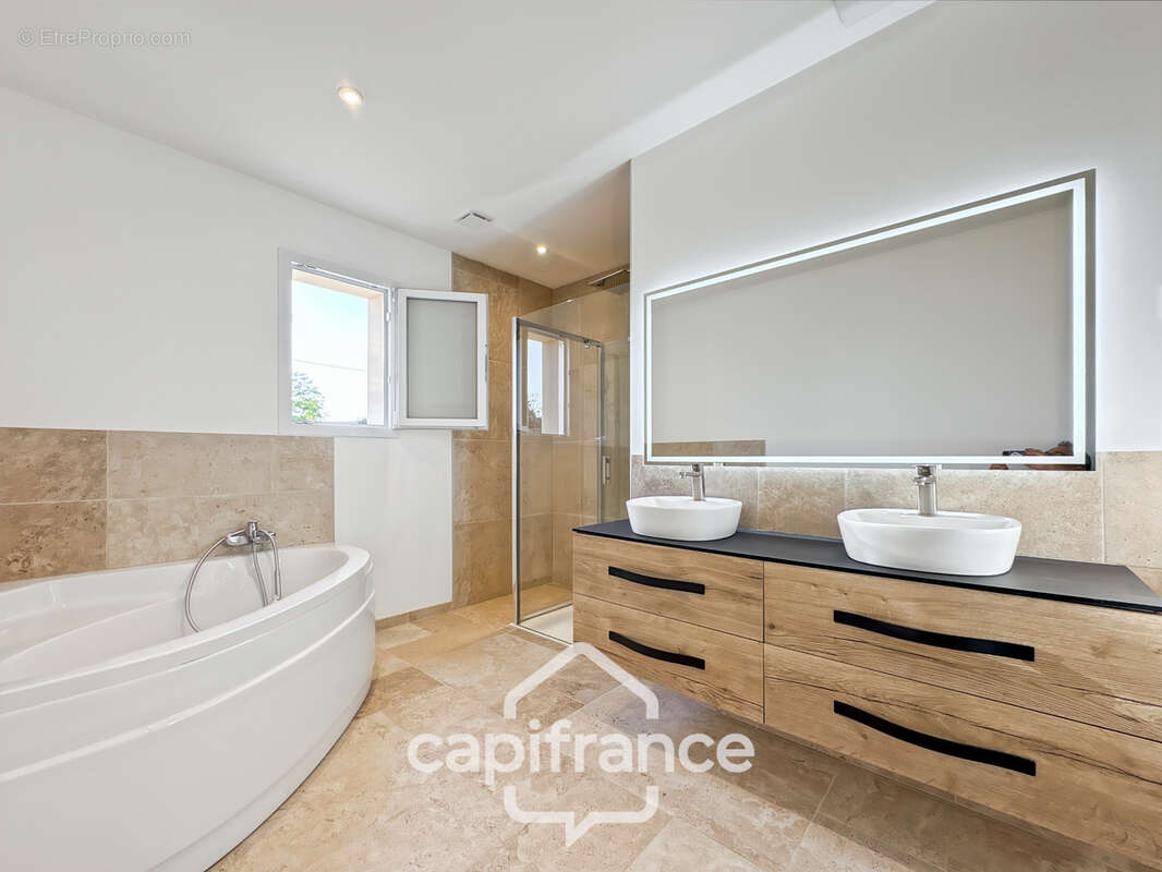 Maison à vendre 4 pièces 3 chambres Terrain 760 m² avec garage VILLIERS (86) - photo 17