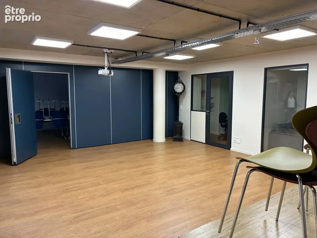 Bureaux de standing centre ville 531 m² - photo 10