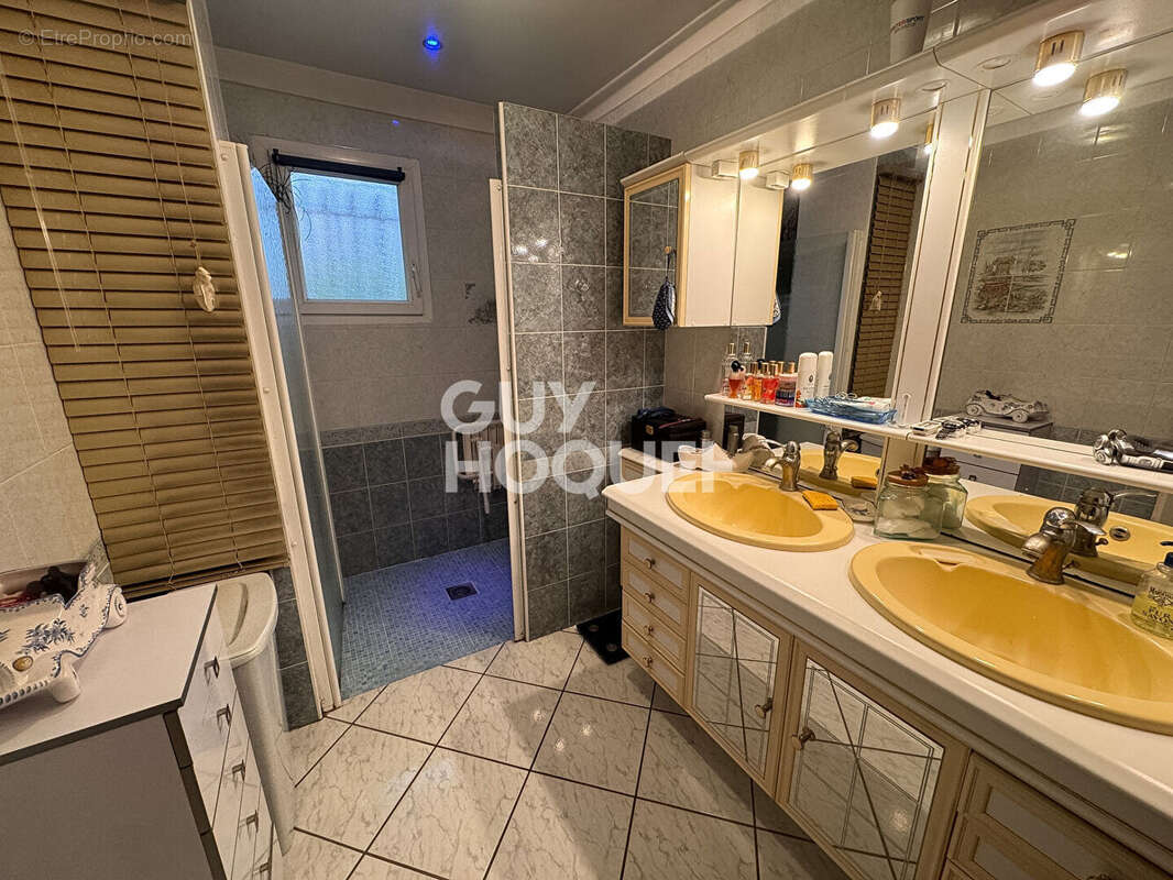 Maison à VILLETTE-DE-VIENNE