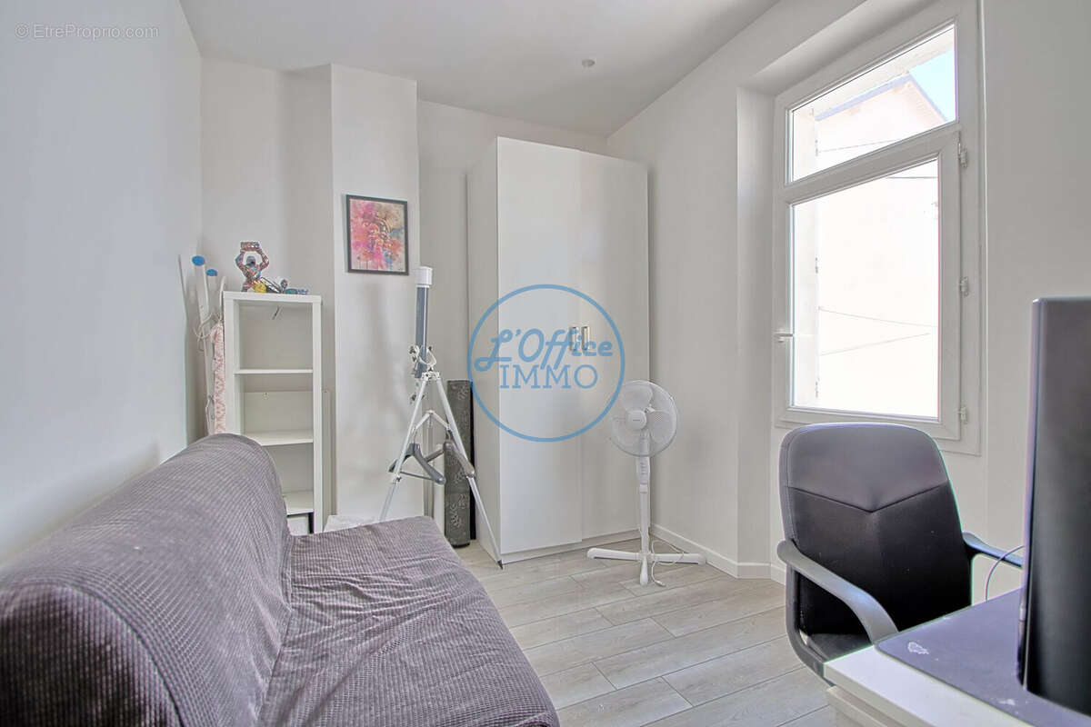 Maison 153 m² à Toulon  - photo 8