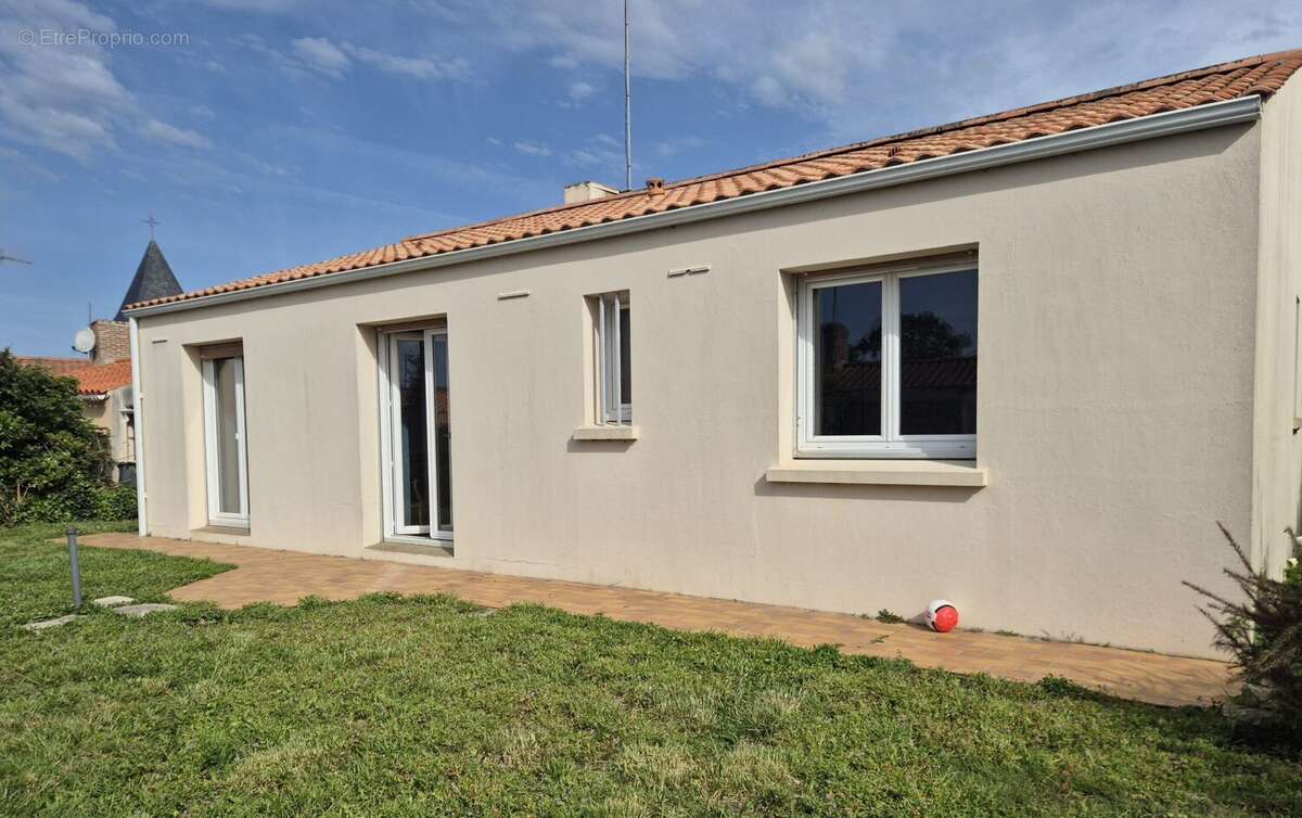 Maison à SAINTE-FOY