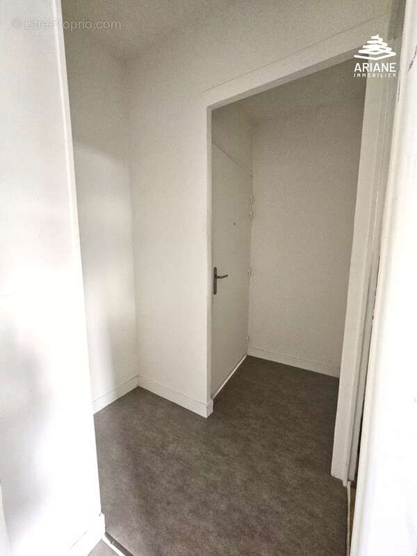 Appartement à LYON-8E