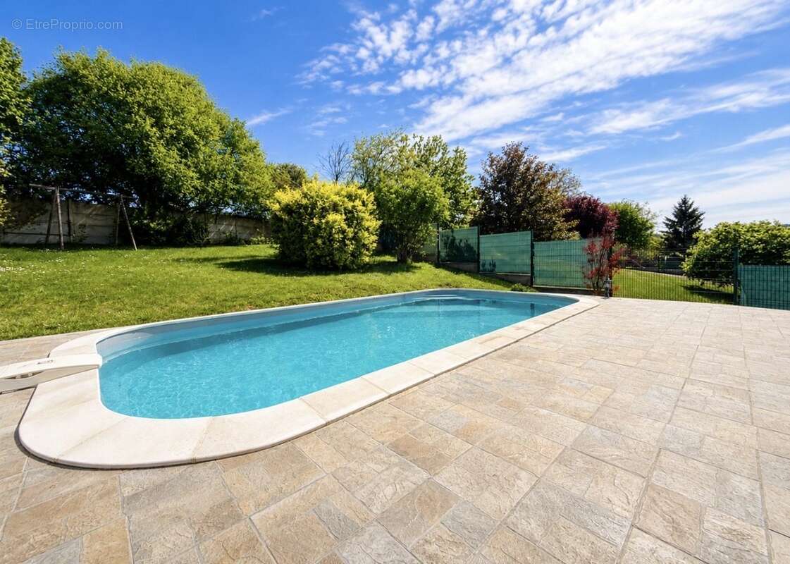 Maison 145 m² à Soissons  - photo 2