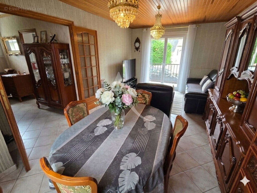 Maison à TREMBLAY-EN-FRANCE
