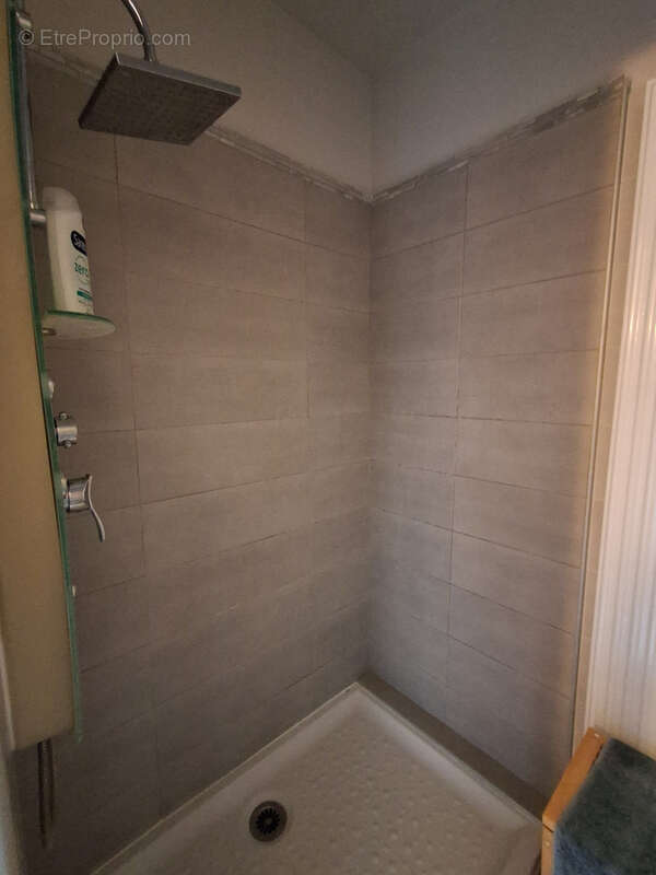 Appartement à LEZIGNAN-CORBIERES