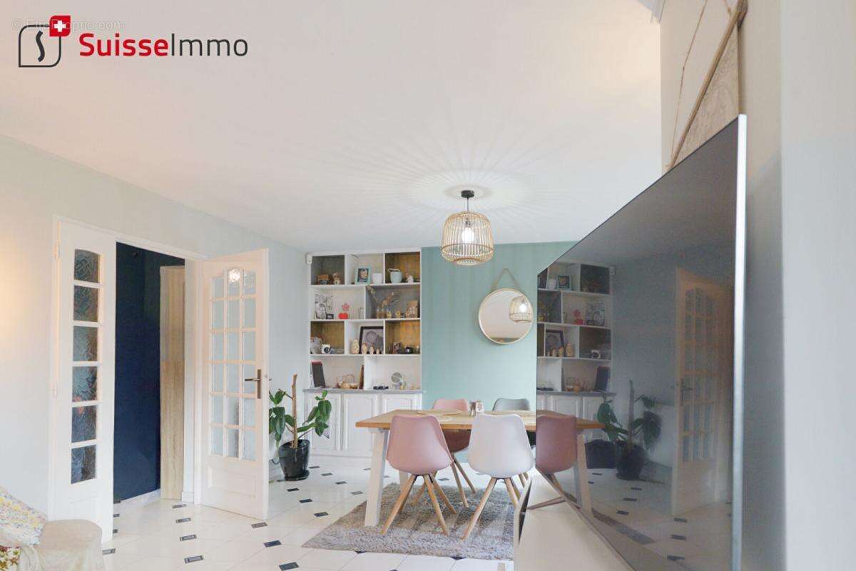 DPE C - Maison Montbeliard 6 pièces 150 m2 - photo 2