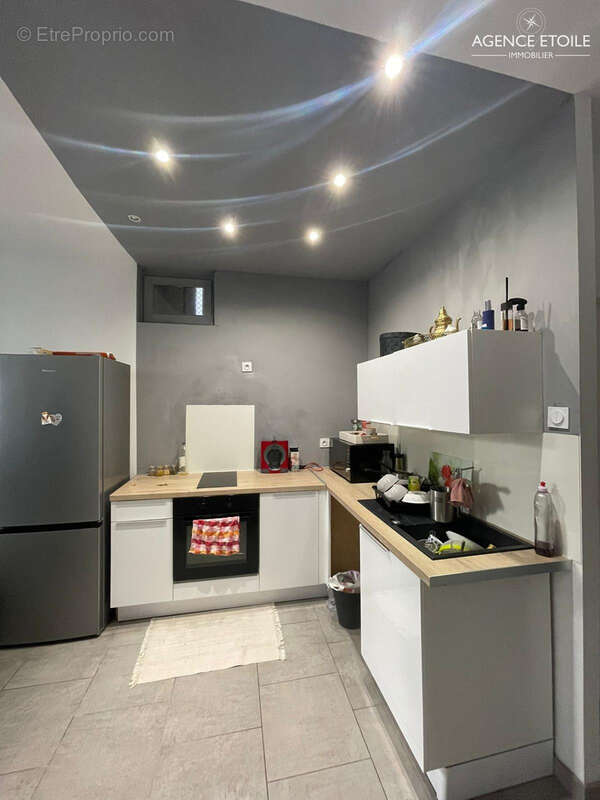 Appartement à MARSEILLE-1E
