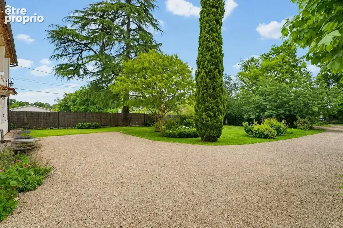 Maison avec Piscine à Saint-Caprais-de-Bordeaux - photo 10