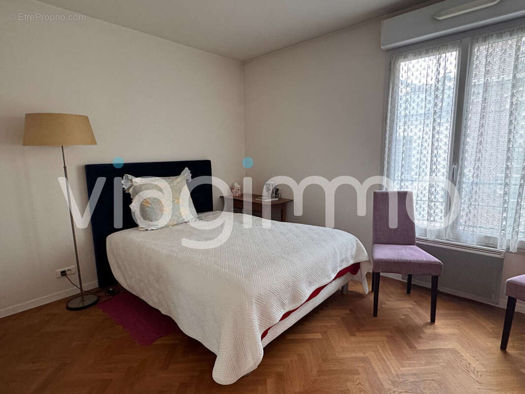 Appartement à PARIS-12E