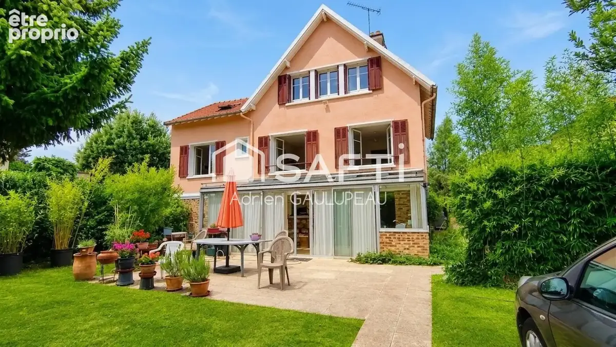 Photo 1 - Maison à RAMBOUILLET