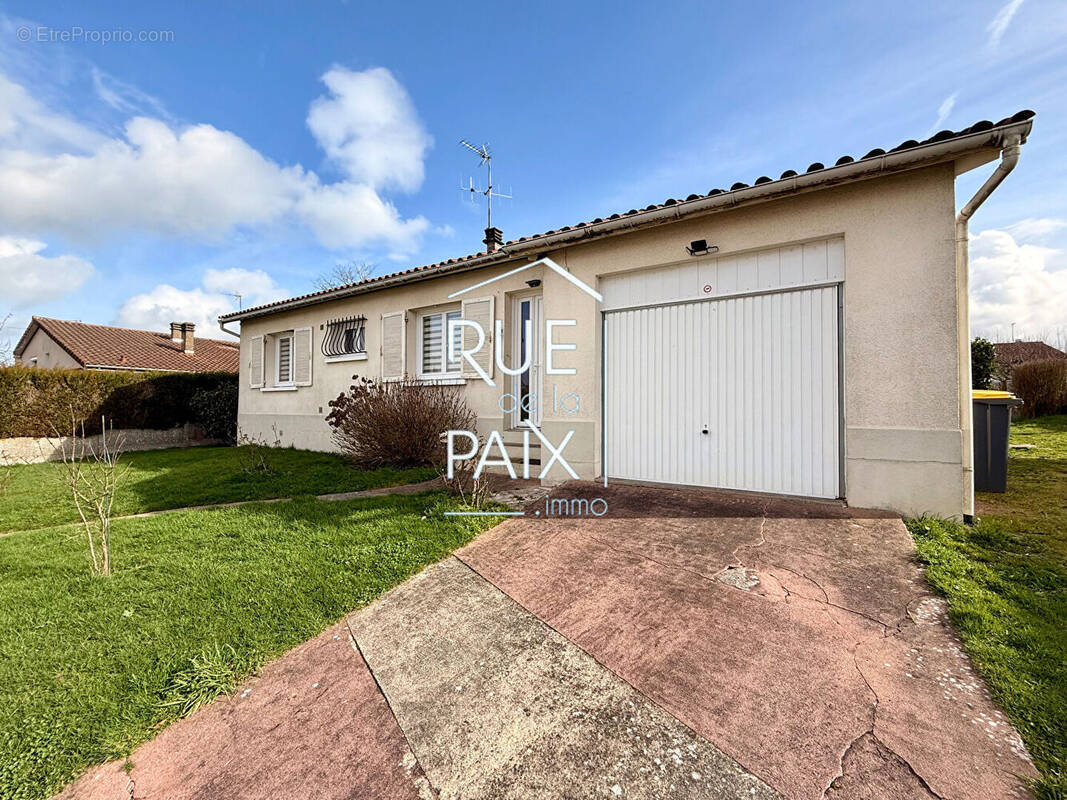 Maison à CHATILLON-SUR-THOUET