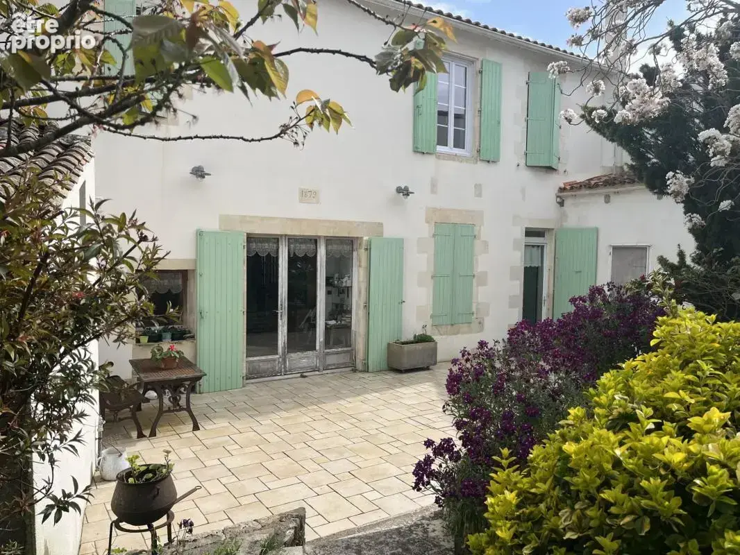 Maison 10 pièces 235 m² à vendre à Le Bois-Plage-En-Re (17580) - photo 3