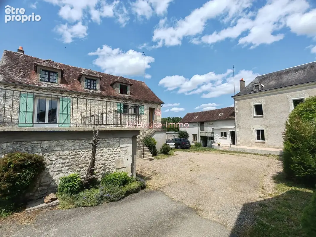 Maison 7 pièces 205 m² à vendre à Antogny-Le-Tillac (37800) - photo 10