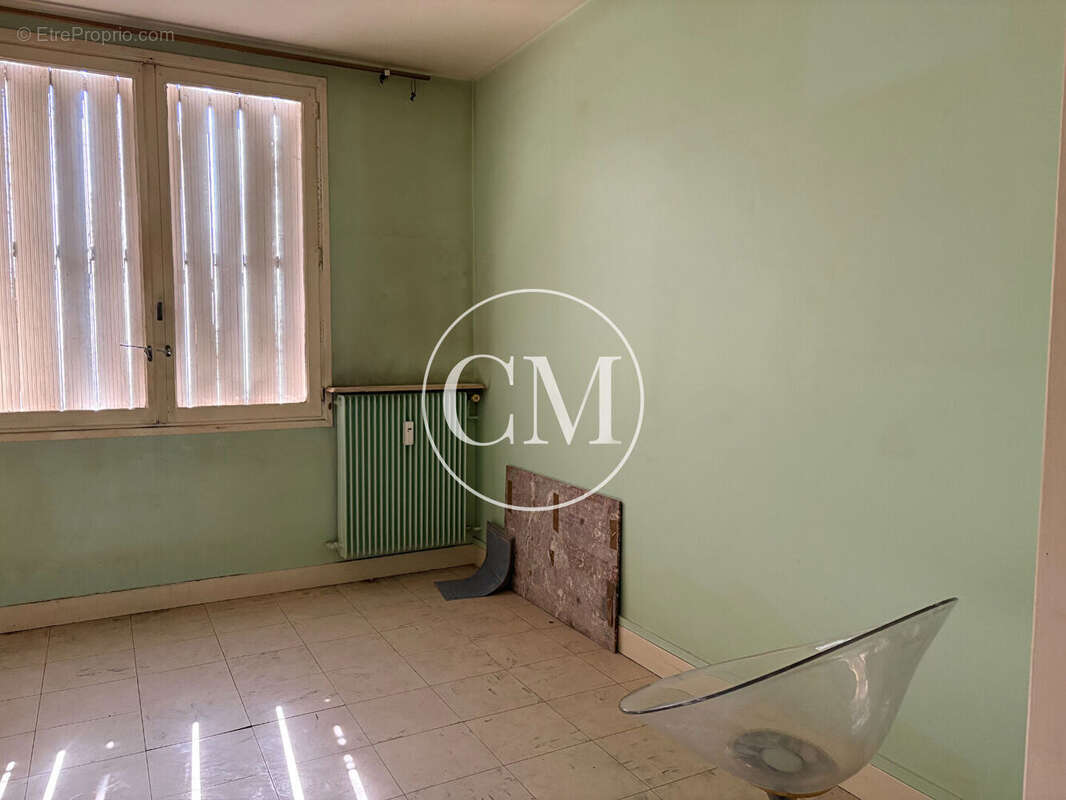 Appartement à VERSAILLES