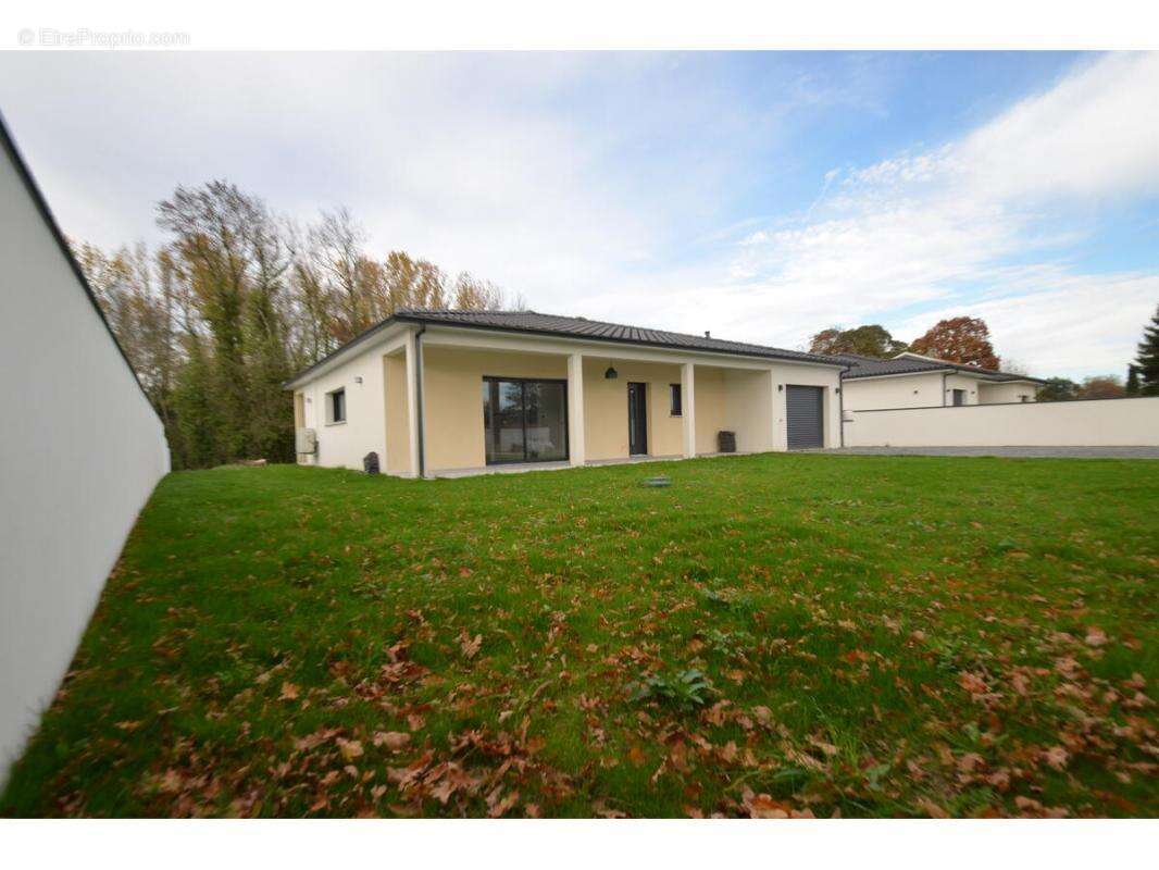 Maison à SAINT-SEURIN-SUR-L&#039;ISLE