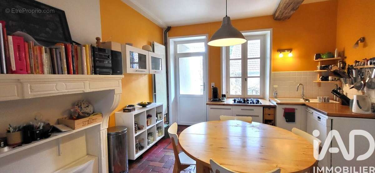 Maison 346 m² à Saint-Martin-Sous-Montaigu  - photo 5