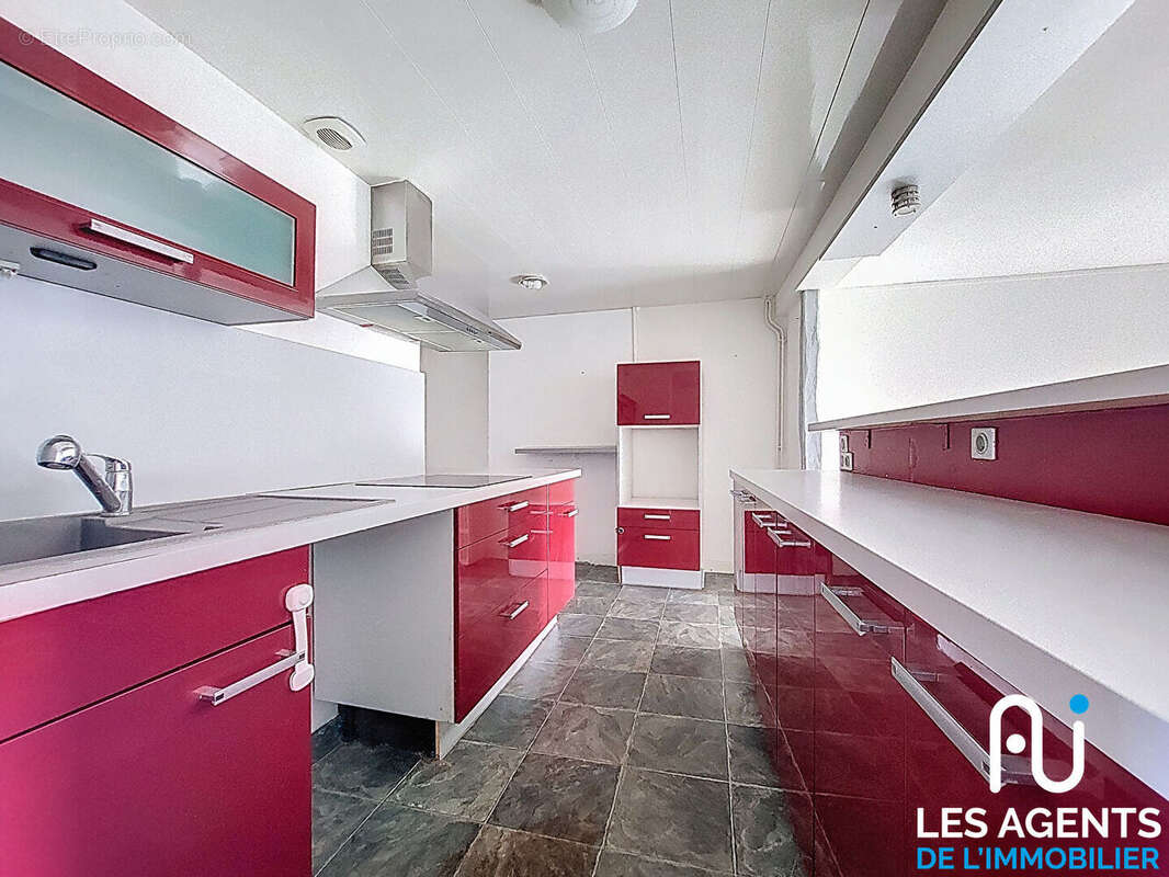 Appartement à SAINT-AY