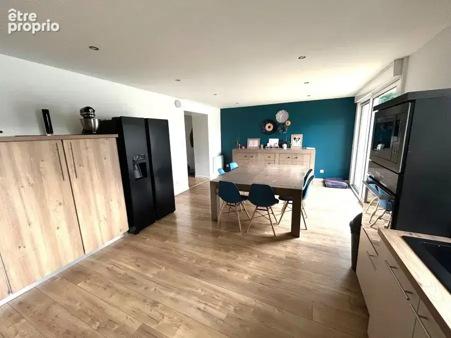Maison de campagne semi individuelle développant 120m2 et bâtie sur 240m2 de parcelle ! - photo 3