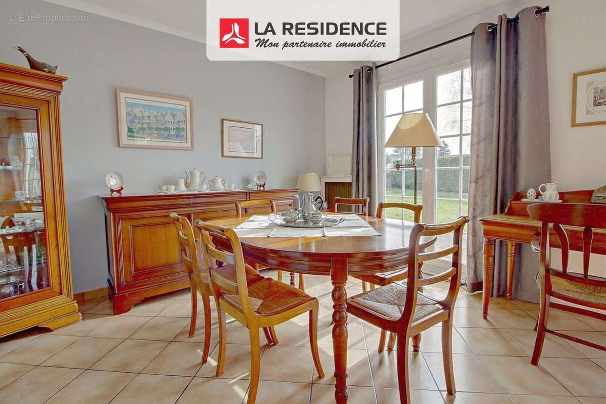 Maison à LE BOSC-ROGER-EN-ROUMOIS