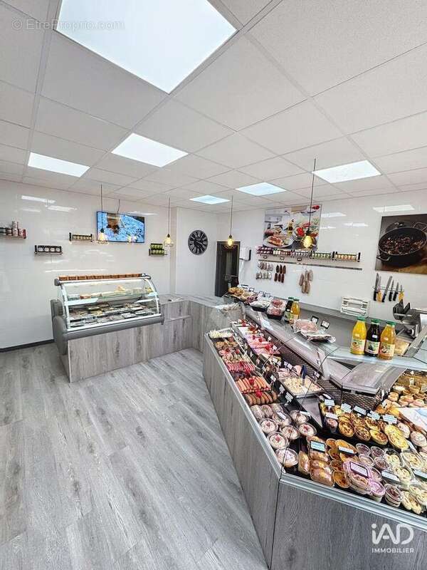 Photo 2 - Commerce à BELLEGARDE-SUR-VALSERINE