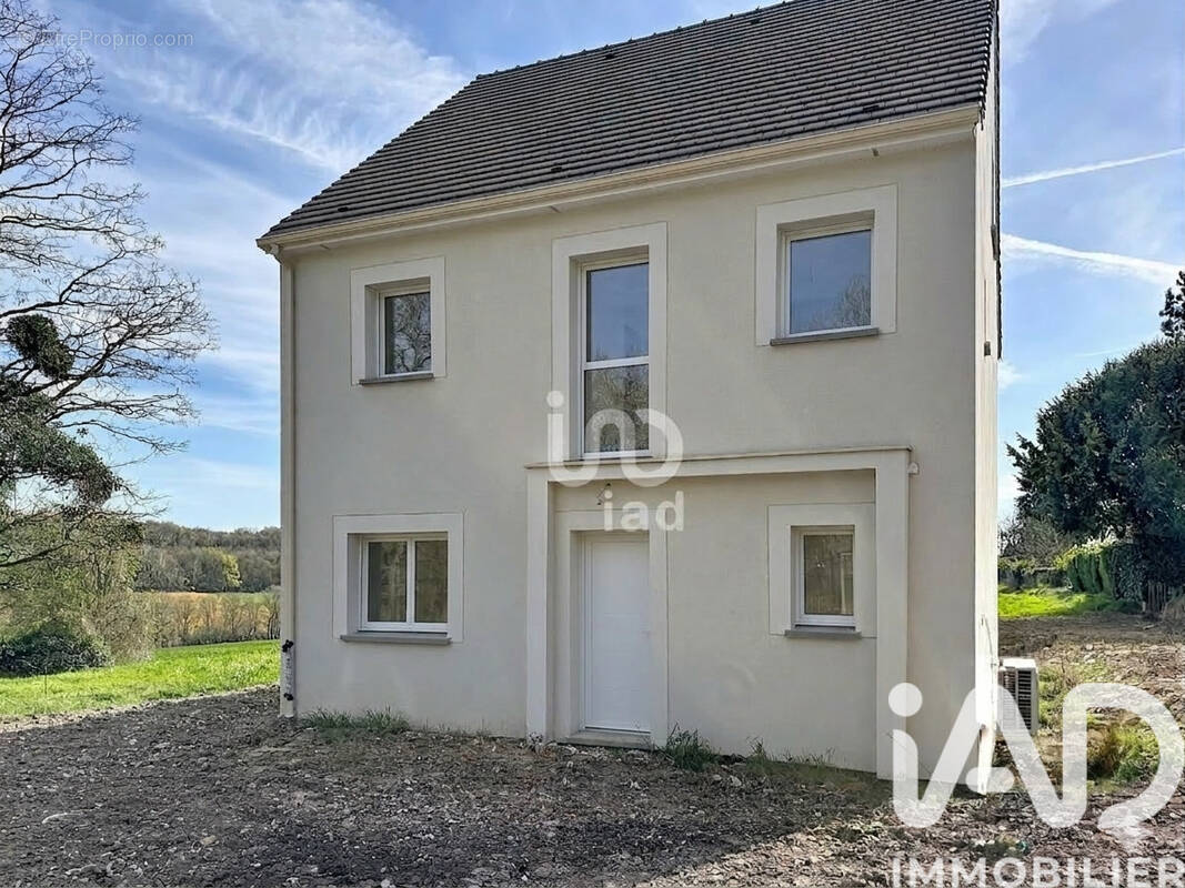 Photo 1 - Maison à QUINCY-VOISINS